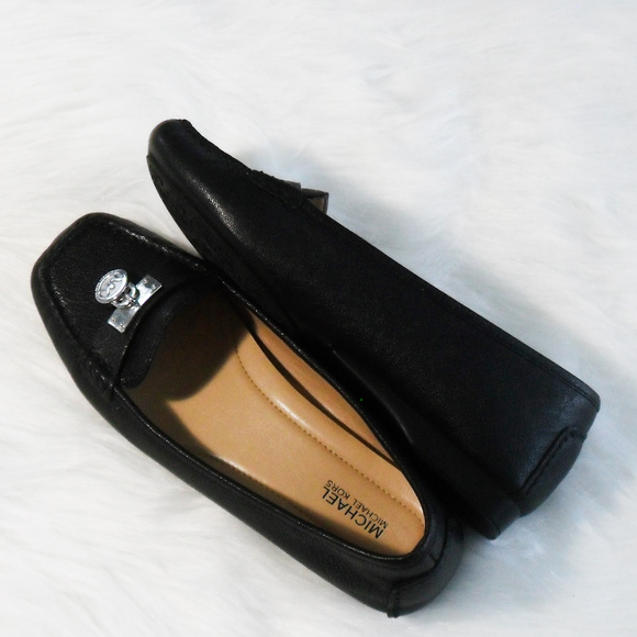 Michael Michael Kors Black Leather Flats - Picture 8 of 9